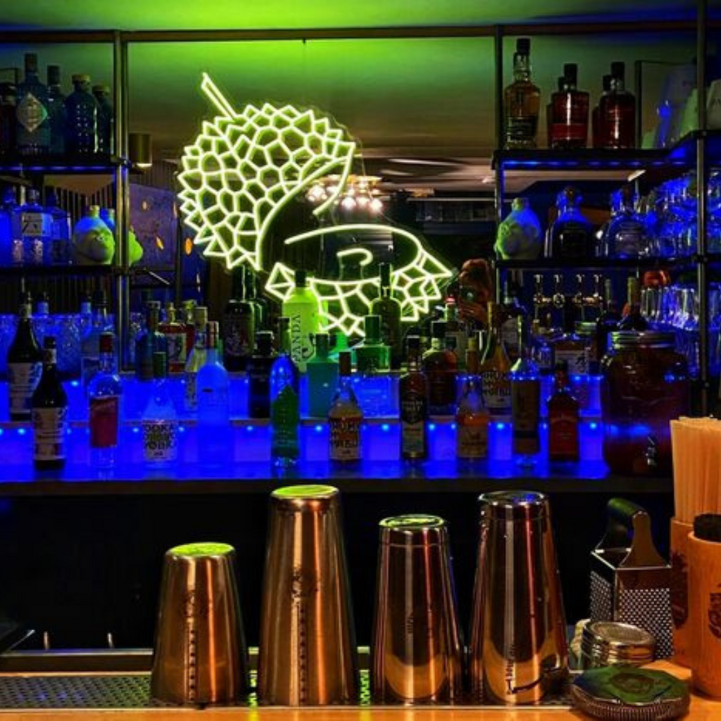 Neon personnalisé pour bar 